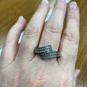 Elegant Silver bypass  Ring